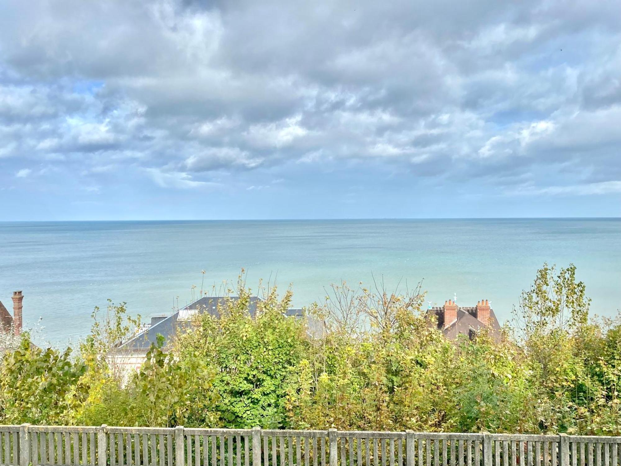 Lesparisnormands - Pleine Vue Mer - Centre Et Plage A 3Mn วิลเลร์-ซูร์-แมร์ ภายนอก รูปภาพ